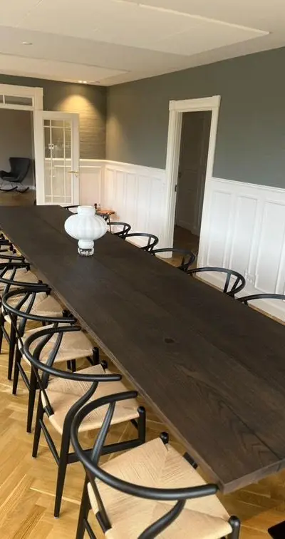 Plankebord – To Planker — plankeborde i massiv egetræ